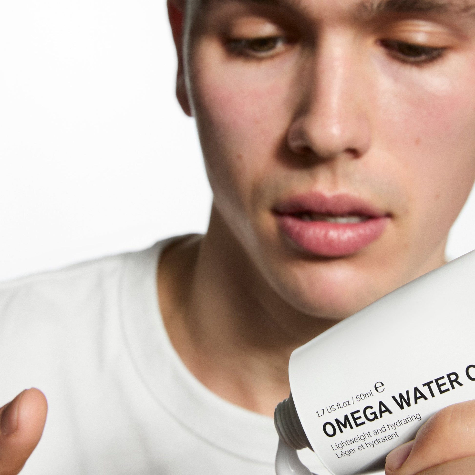 supersize-omega-water-cream-duo-n7 Omega100_Model_2000x2000_62065fcd-8c1b-4831-aefc-6f05325600fd.jpg