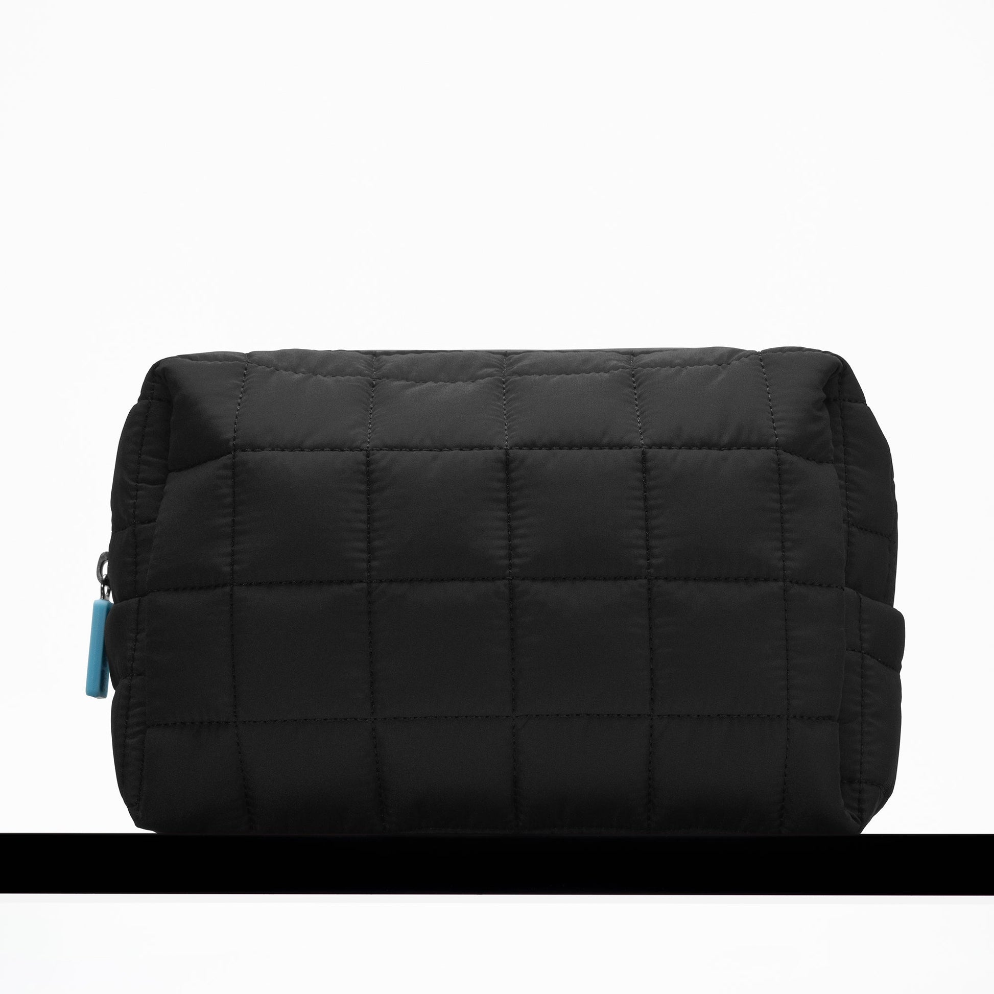 the-inkey-list-washbag-c4 washbag-hydration-04.jpg